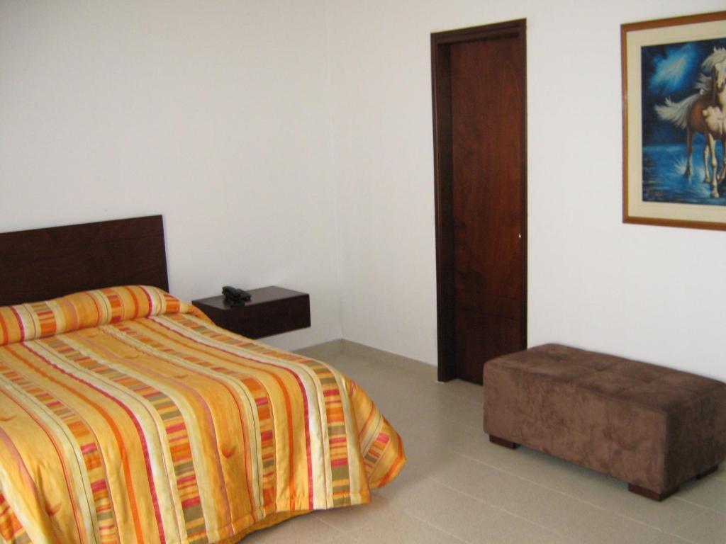Hotel Royal Plaza Cali Phòng bức ảnh