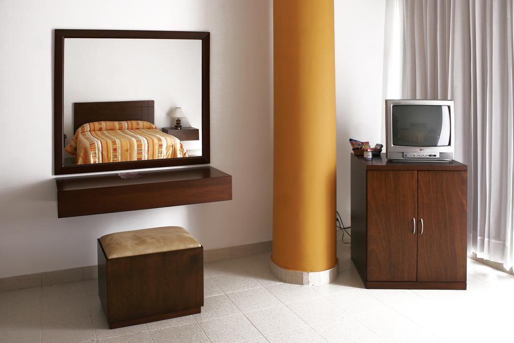 Hotel Royal Plaza Cali Ngoại thất bức ảnh