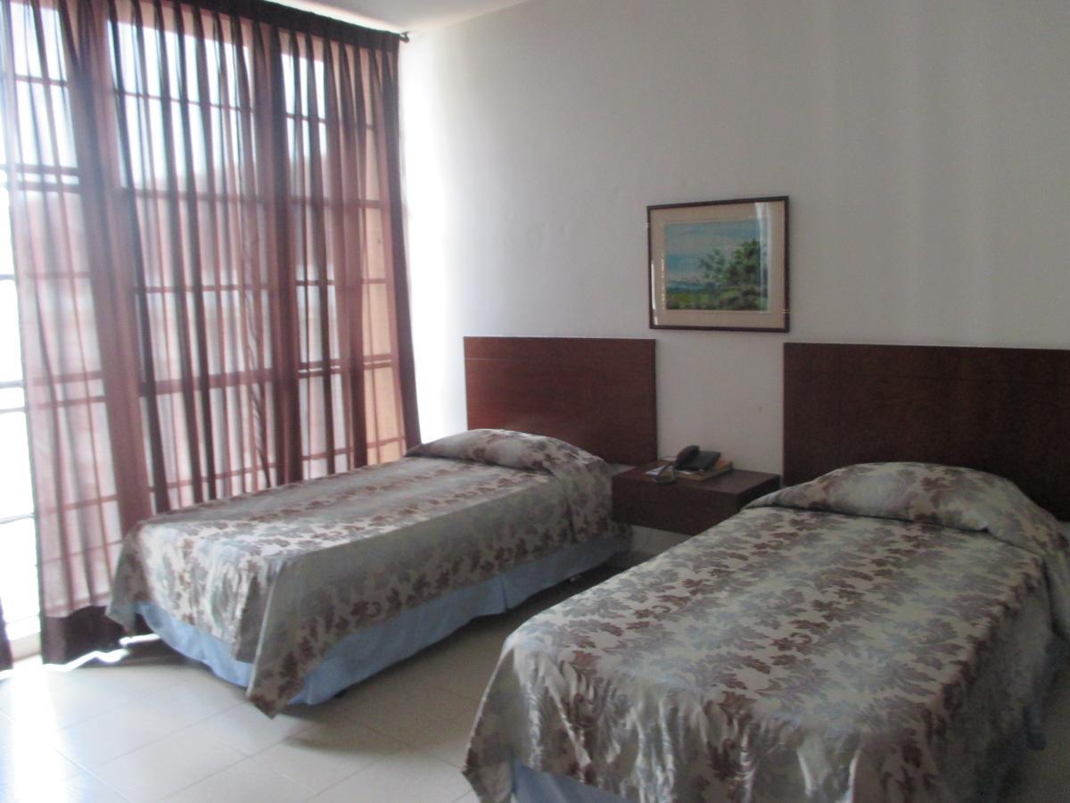 Hotel Royal Plaza Cali Ngoại thất bức ảnh