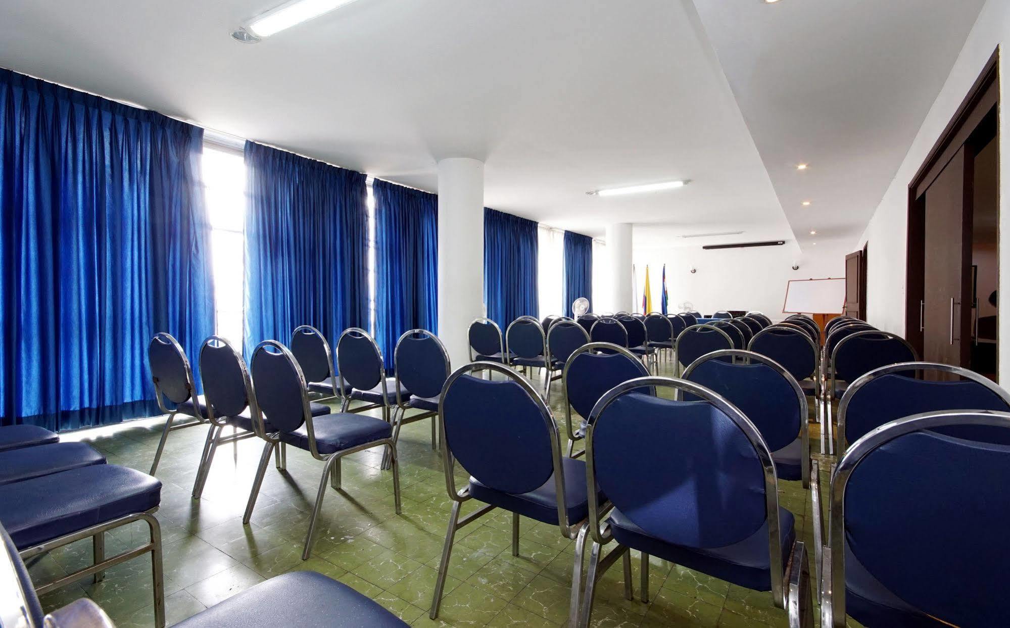 Hotel Royal Plaza Cali Ngoại thất bức ảnh