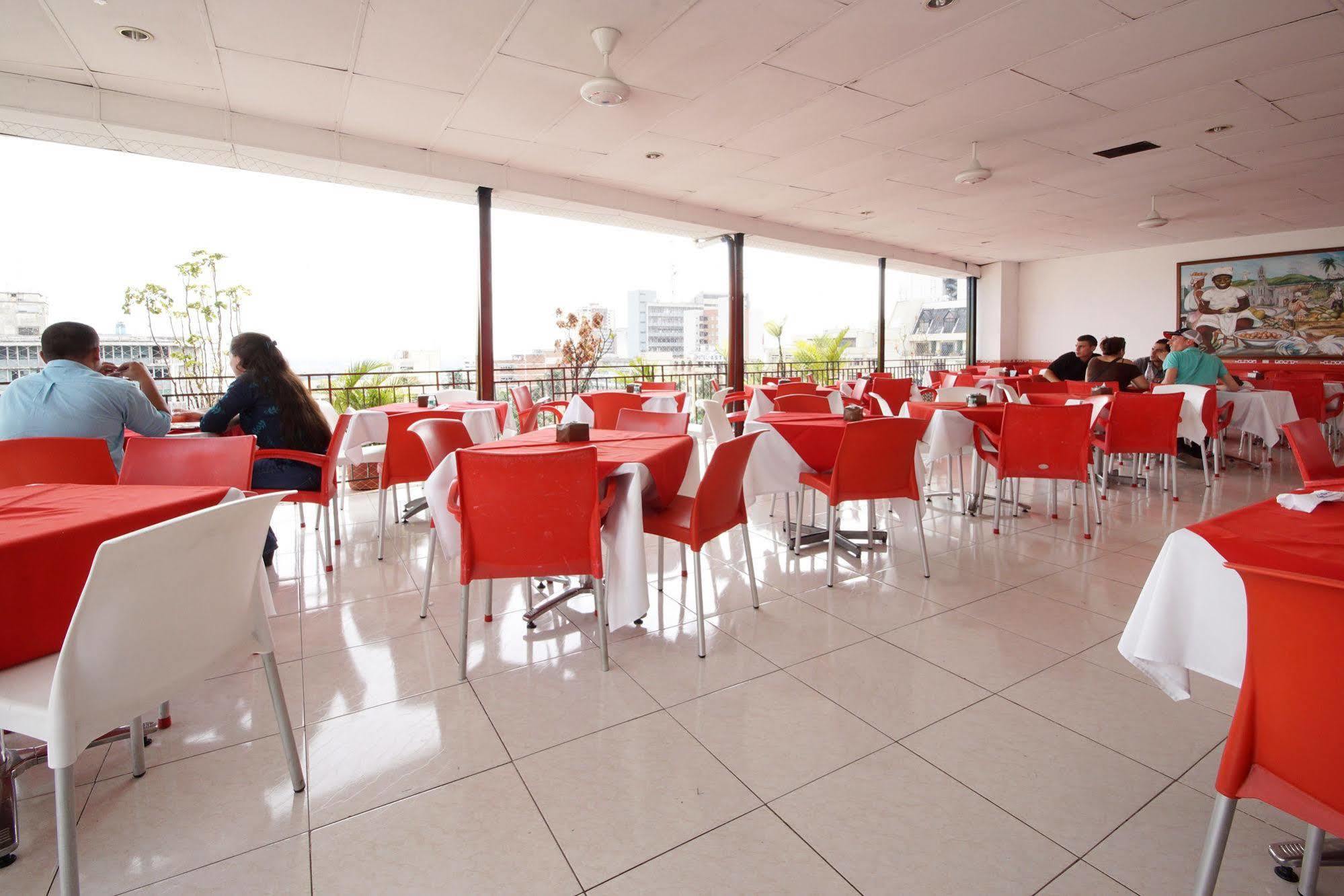 Hotel Royal Plaza Cali Ngoại thất bức ảnh