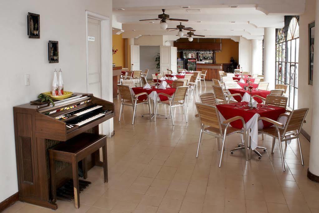 Hotel Royal Plaza Cali Ngoại thất bức ảnh